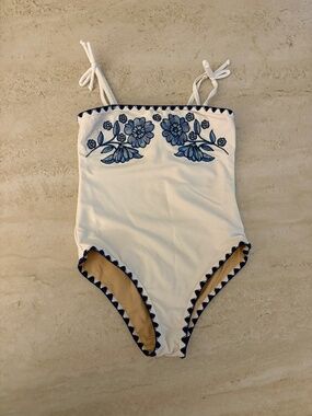 Shade critters one piece
